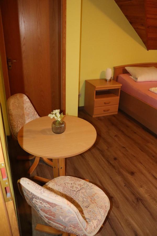 Zur Altmuehlquelle Hotel Windelsbach Екстериор снимка